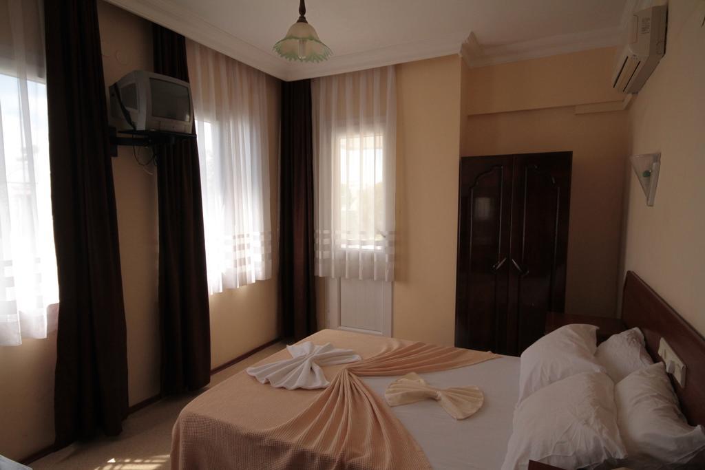 דידים Didyma Apollon Hotel חדר תמונה