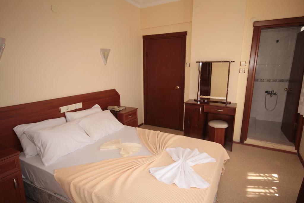 דידים Didyma Apollon Hotel חדר תמונה